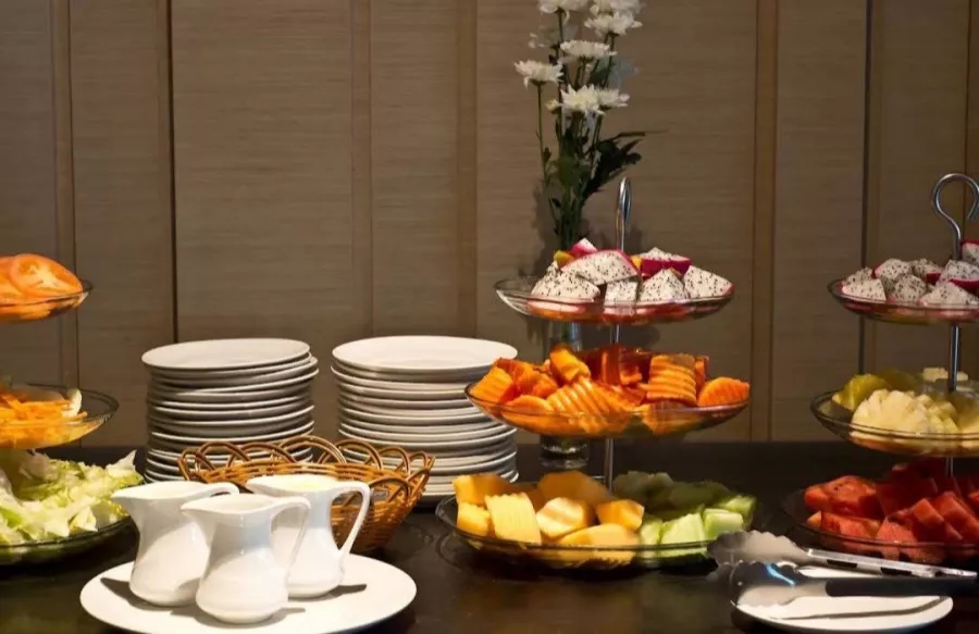 Отель The Sun Xclusive в Паттайе: Отель, Бассейн, Бар, Ресторан, Hotel, Bar, Restaurant, Swimming Pool ,