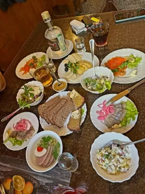 Кафе "Маяк"