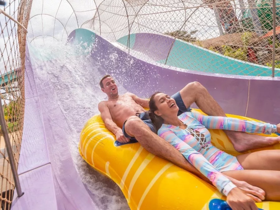 Аквапарк Ramayana в Паттайе: Аквапарк, Бассейн, Кафе, Swimming Pool, Cafe, Waterpark, Slides, Горки,