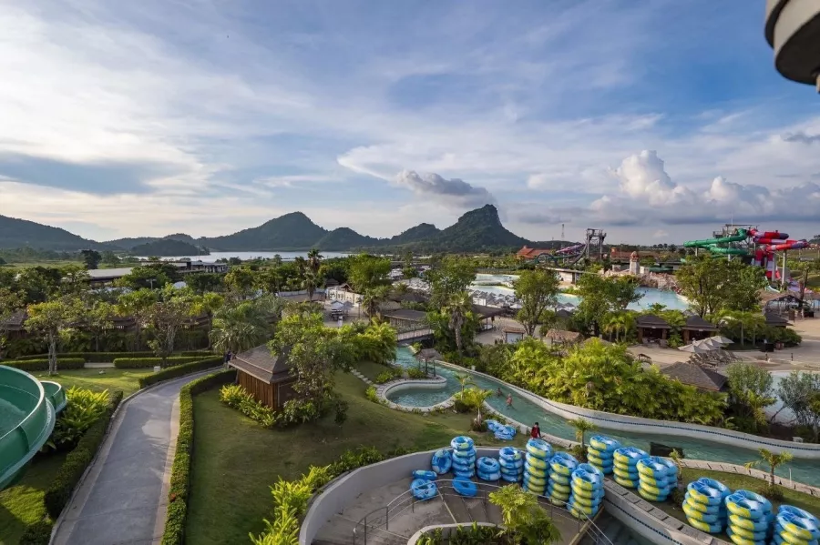 Аквапарк Ramayana в Паттайе: Аквапарк, Бассейн, Кафе, Swimming Pool, Cafe, Waterpark, Slides, Горки,