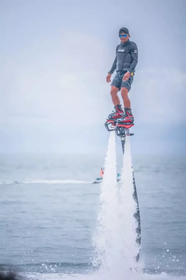 Прокат Водного Оборудования Pattaya Water Sports Club в Паттайе: Jet Ski, Гидроциклы, SUP, Yachts , Гребля, Яхты, Вейкбординг, Wakeboarding,