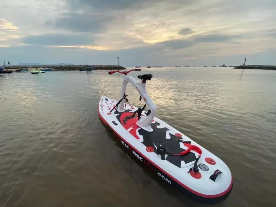 Прокат Водного Оборудования Pattaya Water Sports Club в Паттайе: Jet Ski, Гидроциклы, SUP, Yachts , Гребля, Яхты, Вейкбординг, Wakeboarding,