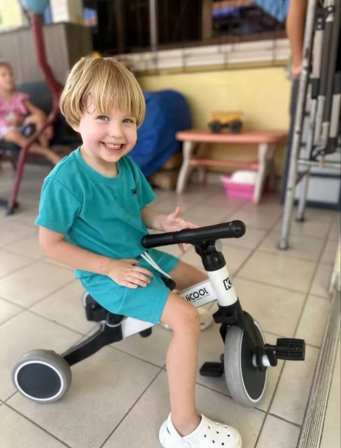 Детский Сад Happy Kids в Паттайе: Детский Сад, Бассейн, Обучение, Рисование, Kindergarten, Swimming Pool, Drawing , Education , Детская Площадка , Kids Playground ,