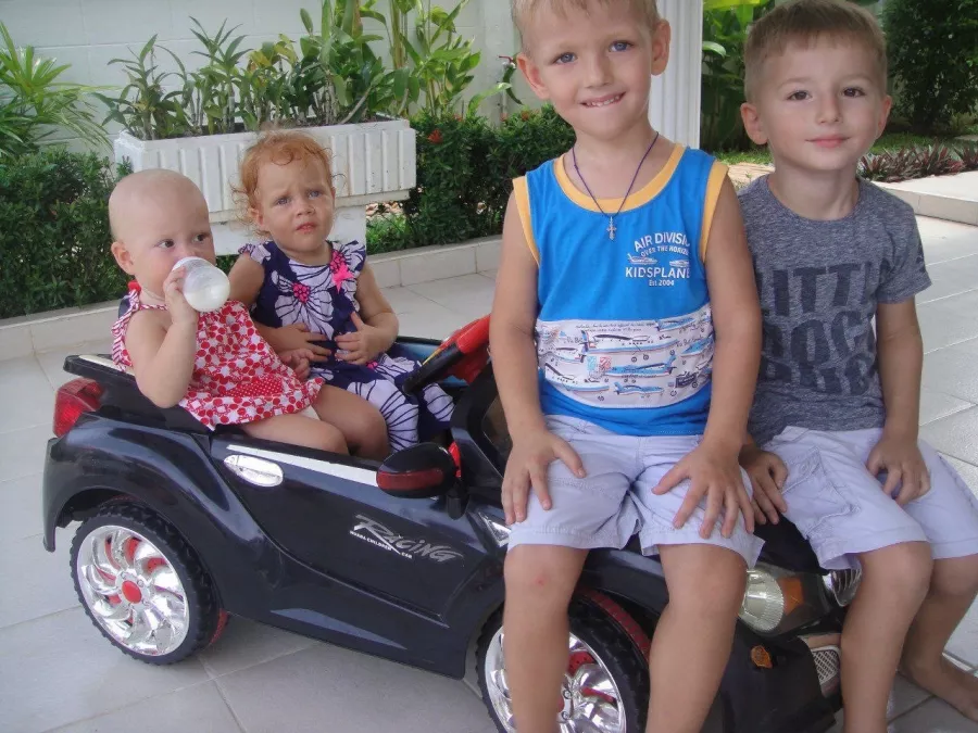 Детский Сад Happy Kids в Паттайе: Детский Сад, Бассейн, Обучение, Рисование, Kindergarten, Swimming Pool, Drawing , Education , Детская Площадка , Kids Playground ,