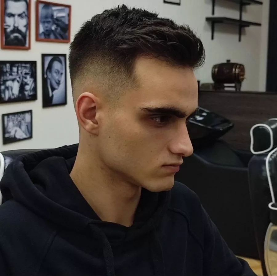 Барбершоп Черная Борода на Селезнёва в Краснодаре: Красота, Барбершоп, Мужчинам, Борода, Стрижка, Парикмахер,