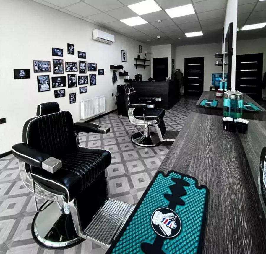 Барбершоп Черная Борода на Селезнёва в Краснодаре: Красота, Барбершоп, Мужчинам, Борода, Стрижка, Парикмахер,