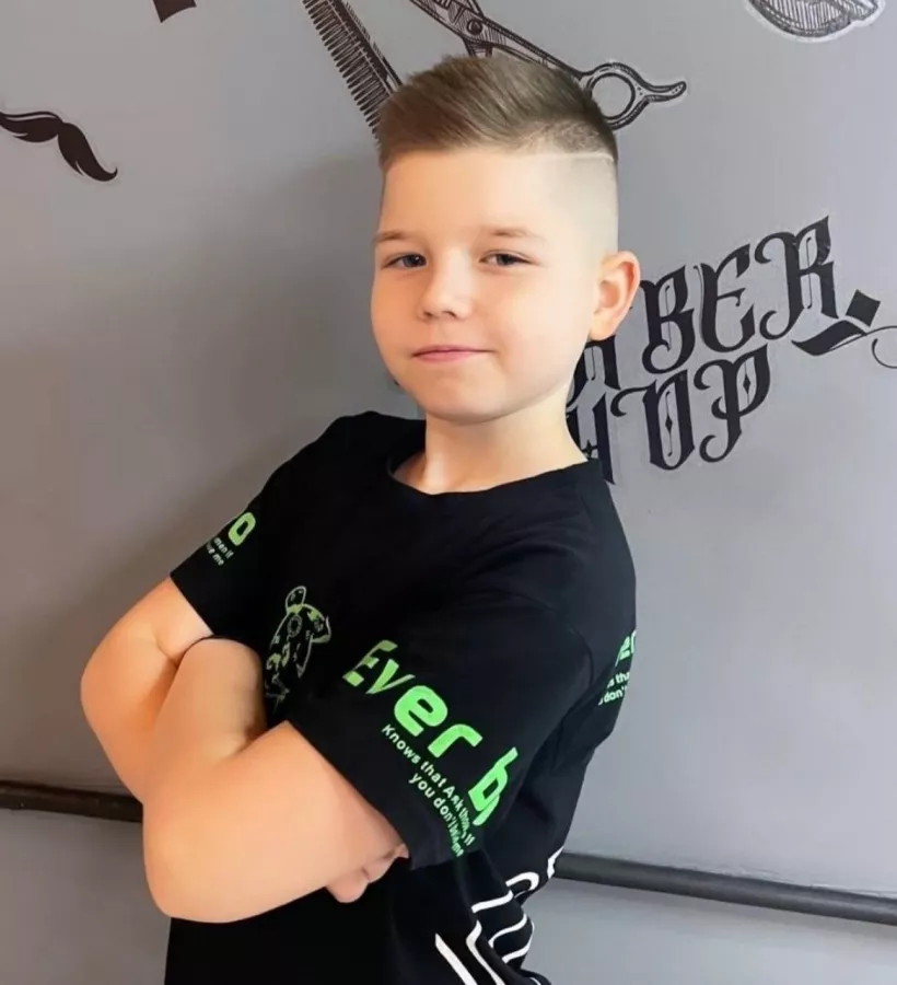 Барбершоп Mr.Barber на Нефтянников в Краснодаре: Красота, Барбершоп, Мужчинам, Парикмахер, Стрижка, Борода,