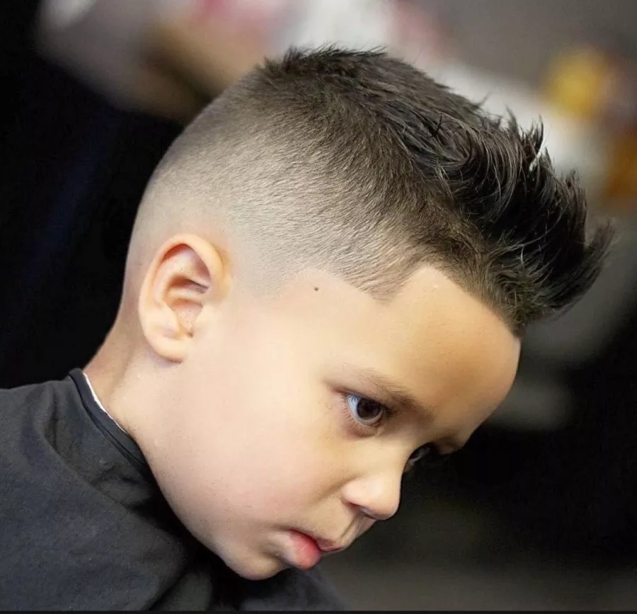 Барбершоп Mr.Barber на Нефтянников в Краснодаре: Красота, Барбершоп, Мужчинам, Парикмахер, Стрижка, Борода,