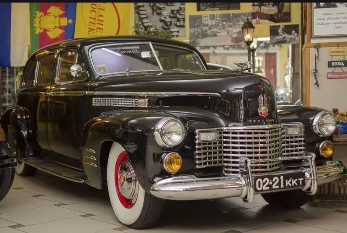 Музей СССР и ретро автомобилей  в  Краснодаре