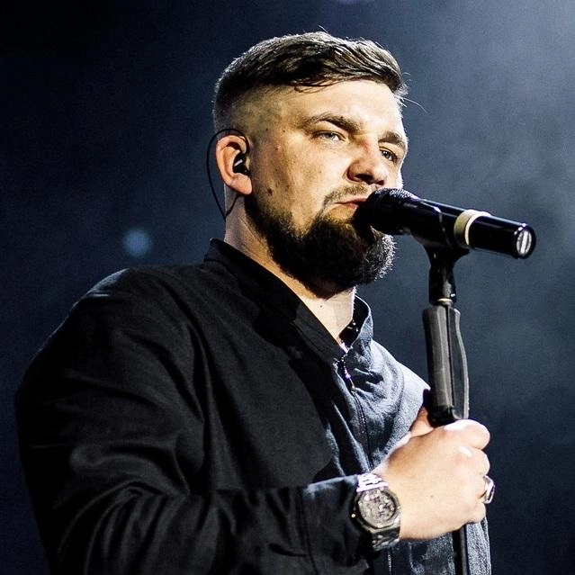 Василий Баста Вакуленко в Ростове-на-Дону: Российский рэпер, Музыкант, Битмейкер, Композитор, Актёр, Сценарист, Режиссёр, Продюсер, Хип-хоп исполнитель,