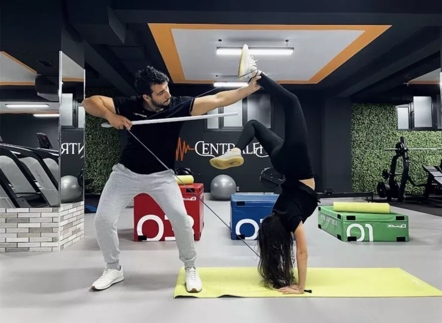 Фитнес CentralFitness в Баку: Тренировки , Индивидуальные тренировки, Езда на велосипеде, Gym, Sport, Fitness , Личный тренер,