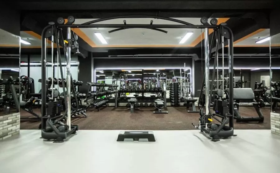 Фитнес CentralFitness в Баку: Тренировки , Индивидуальные тренировки, Езда на велосипеде, Gym, Sport, Fitness , Личный тренер,