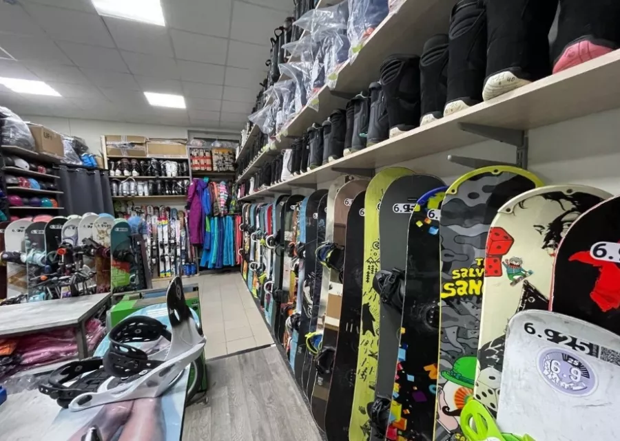 Прокат сноубордов и лыж 6.9 Sport в Омске: Семейный отдых , Сноуборд, Лыжи, Для всей семьи, Для детей и взрослых, Зима, Прокат, Аренда,