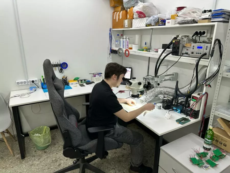 ServiceMan в Красноярске: Ремонт телефонов, Ремонт ноутбуков , Замена акамулятора , Чистка от пыли,