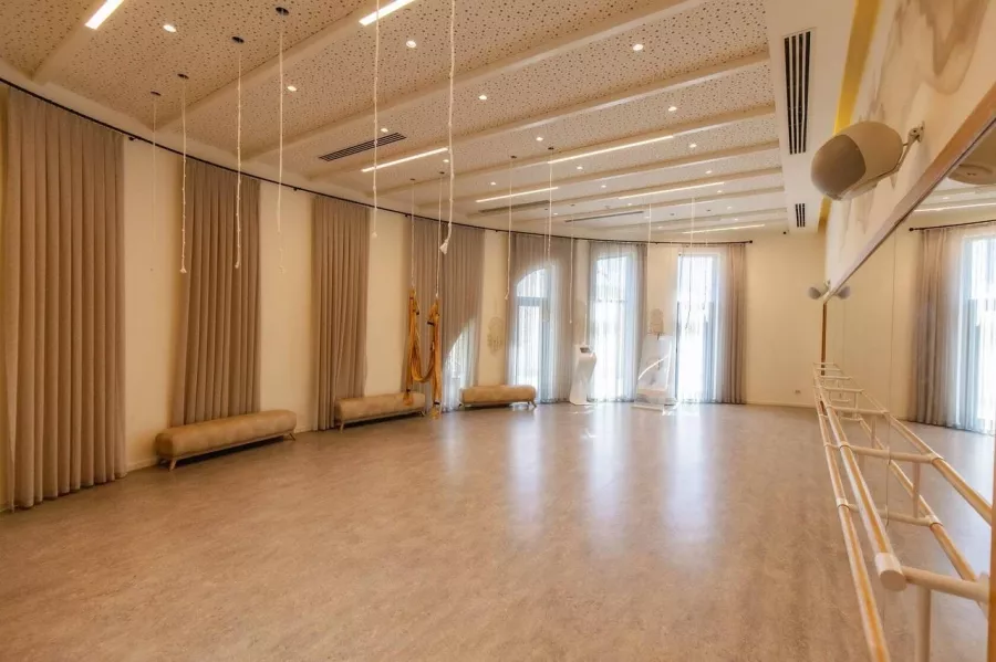 Yoga centre Nine Senses в Баку: Медитация , Релакс, Растяжка , Пилатес, Yoga , Fitness , Relax ,