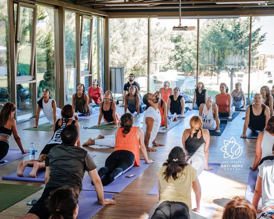 Sea Breeze Anti-Aging Center в Баку: Spa, Swimming pool , Pool, Yoga, Fitness , Massage , Йога, Массаж, Спа, Медитация ,