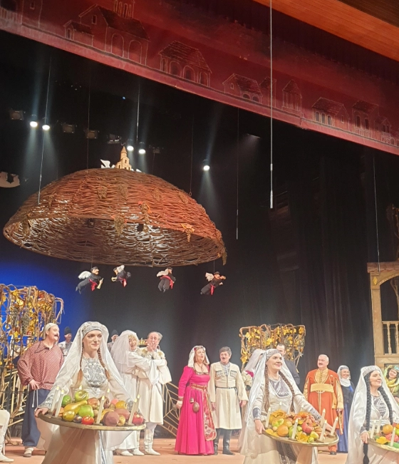 Театр драмы им. М. Горького в Краснодаре: Театр, Шоу, Премьера, Актеры, Для всей семьи, Культура, Спектакль,