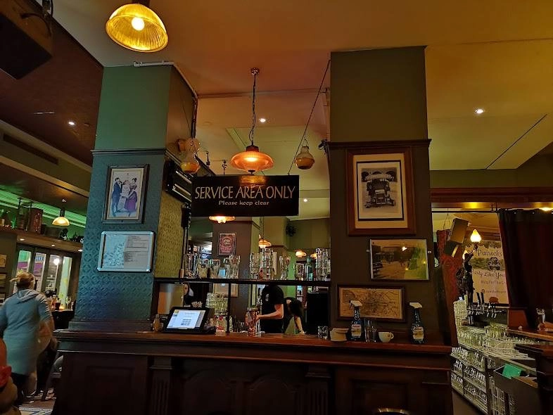 Паб o'reilly's Frankfurt в Франкфуртe-на-Майне: Паб, Пиво, Спорт, Футбол , Матч, Алкоголь , Beer, Drinks , Relax ,