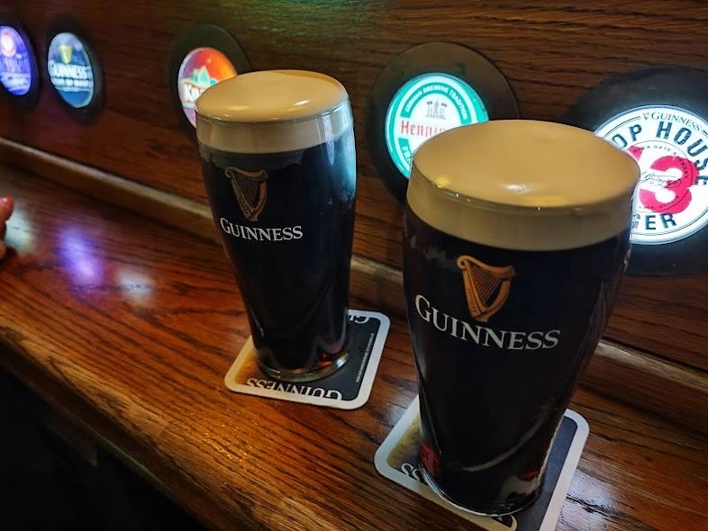 Паб o'reilly's Frankfurt в Франкфуртe-на-Майне: Паб, Пиво, Спорт, Футбол , Матч, Алкоголь , Beer, Drinks , Relax ,