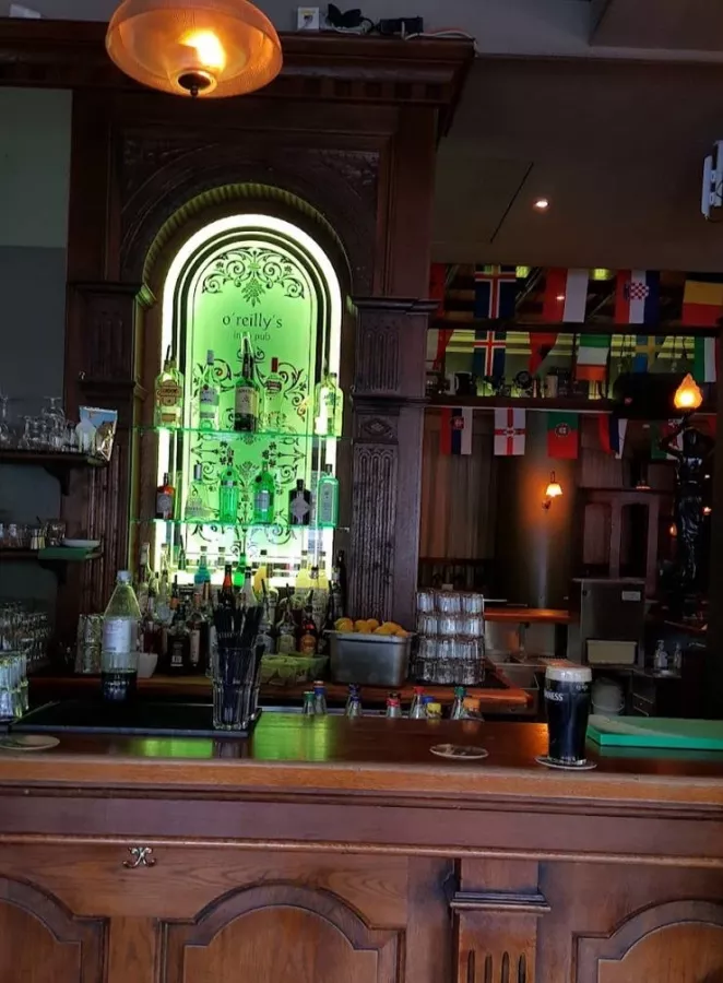 Паб o'reilly's Frankfurt в Франкфуртe-на-Майне: Паб, Пиво, Спорт, Футбол , Матч, Алкоголь , Beer, Drinks , Relax ,