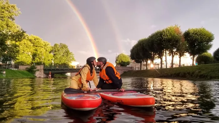 Катание на САП Sup-surfing