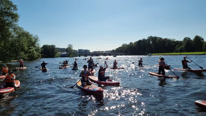 Катание на САП Sup-surfing