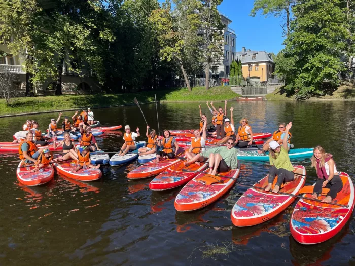 Катание на САП Sup-surfing