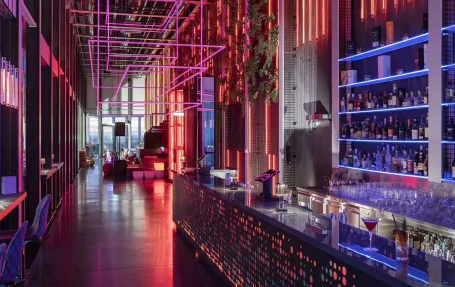 Бар NFT Skybar в Франкфуртe-на-Майне: Bar, Beer, Alcohol , Drinks , Restaurant , Ресторан , Бар, Алкоголь ,