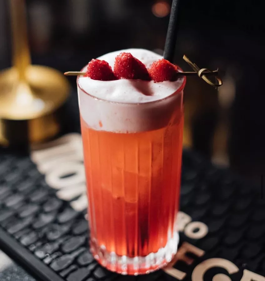 Ресторан The Legacy Bar & Grill в Франкфуртe-на-Майне: Куда сходить , Ресторан, Семейный отдых , Кафе, Еда,