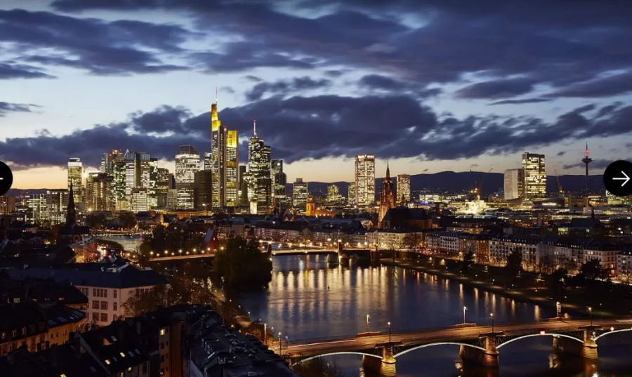 Отель Lindner Hotel Frankfurt Main Plaza в Франкфуртe-на-Майне: Семейный отдых , Отель, Бассейн, Парковка, Для всей семьи, Гостиница,
