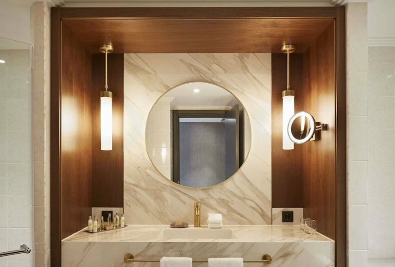 Отель Hilton Frankfurt City Centre в Франкфуртe-на-Майне: Семейный отдых , Отель, Бассейн, Парковка, Для всей семьи, Гостиница, Жилье,