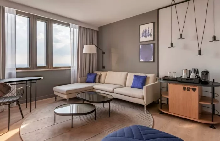 Отель Frankfurt Marriott Hotel в Франкфуртe-на-Майне: Бассейн, Парковка, Семейный отдых , Для всей семьи, Отель, 