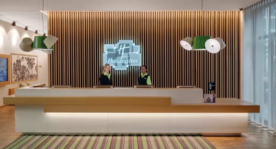 Отель Holiday Inn Frankfurt - Alte Oper, an IHG hotel в Франкфуртe-на-Майне: Семейный отдых , Отель, Бассейн, Парковка, Для всей семьи, Гостиница, Жилье,