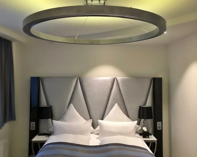 Отель Mercure Hotel Kaiserhof Frankfurt City Center в Франкфуртe-на-Майне: Семейный отдых , Отель, Бассейн, Парковка, Для всей семьи, Гостиница, Жилье,