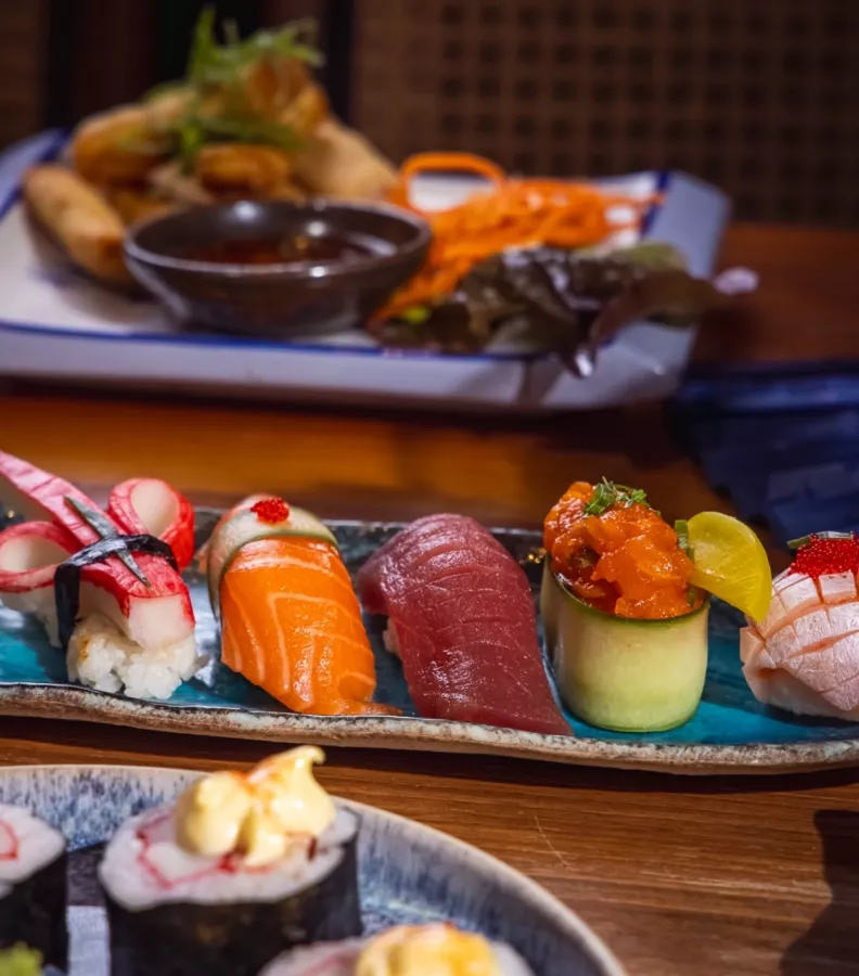 Японский ресторан Chilinh Restaurant в Франкфуртe-на-Майне: Куда сходить , Кафе, Салаты, Мясо, Роллы, Ресторан, Еда,