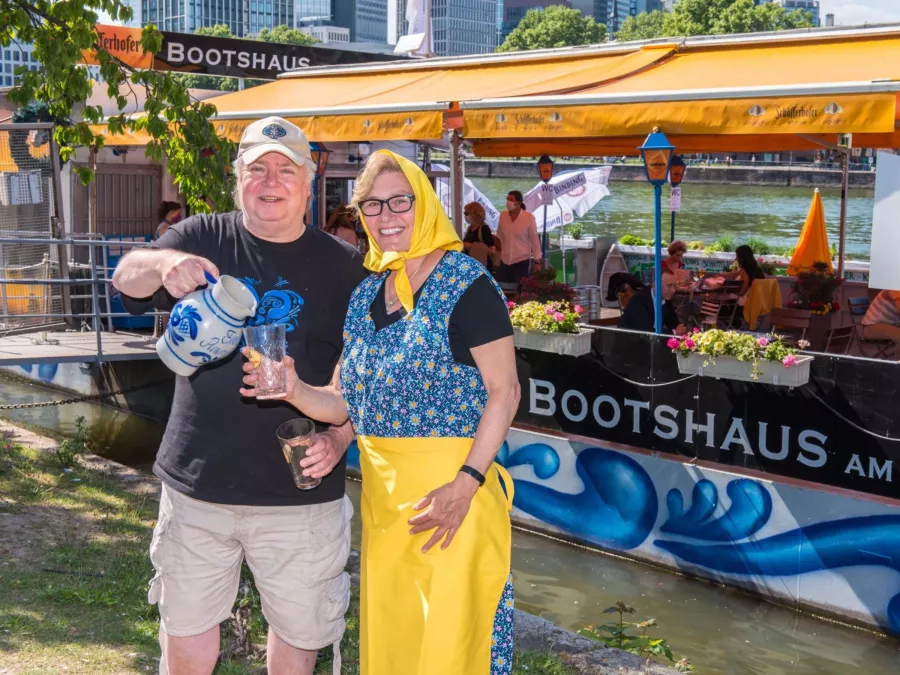 Ресторан Frau Rauscher в Франкфуртe-на-Майне: Кафе, Куда сходить , Ужин, Ресторан, Обеды , Еда,