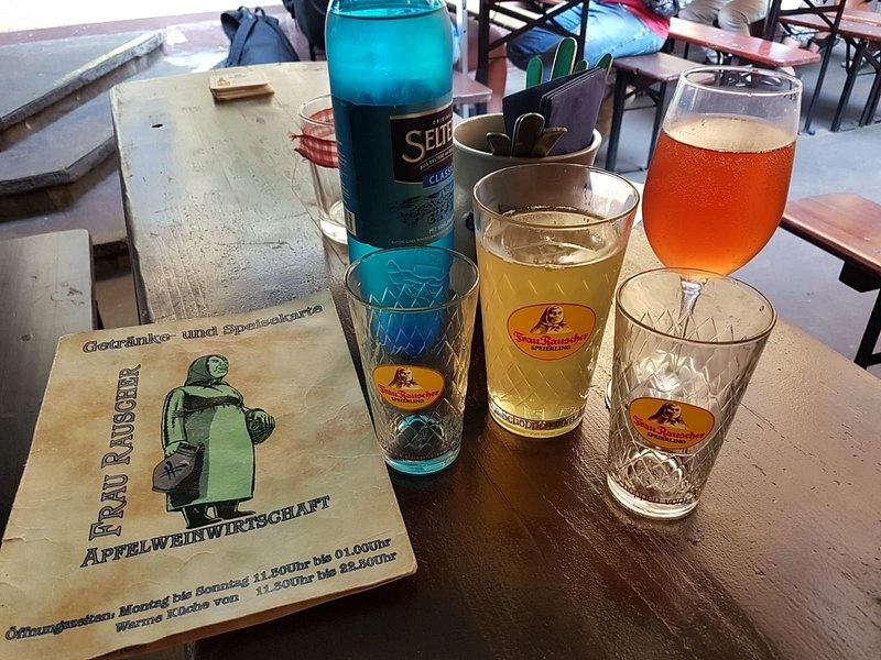 Ресторан Frau Rauscher в Франкфуртe-на-Майне: Кафе, Куда сходить , Ужин, Ресторан, Обеды , Еда,