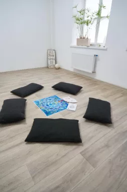 Студия ручного массажа и йоги Luna Studio | Massage & Yoga