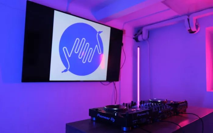 Студия звукозаписи Friendzona