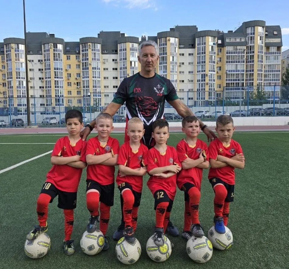 Детский футбольный клуб Барс