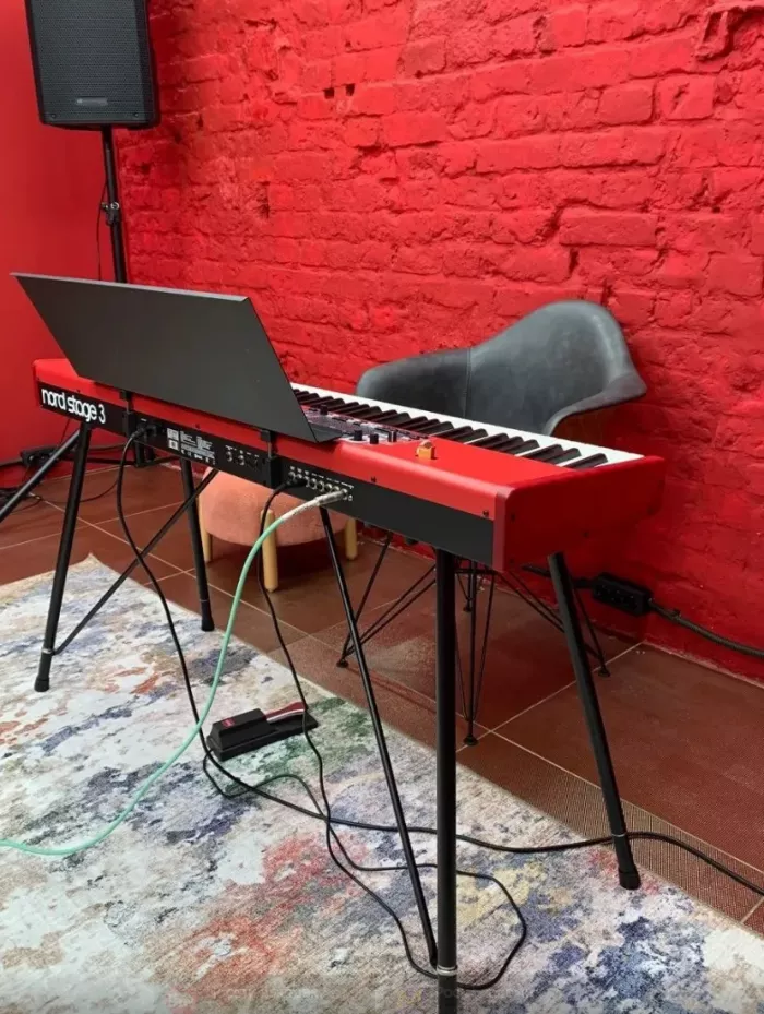 Студия звукозаписи We Play Music Rooms