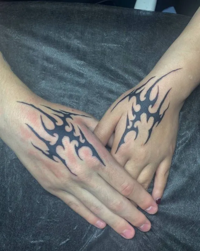 Салон тату и массажа Интрига