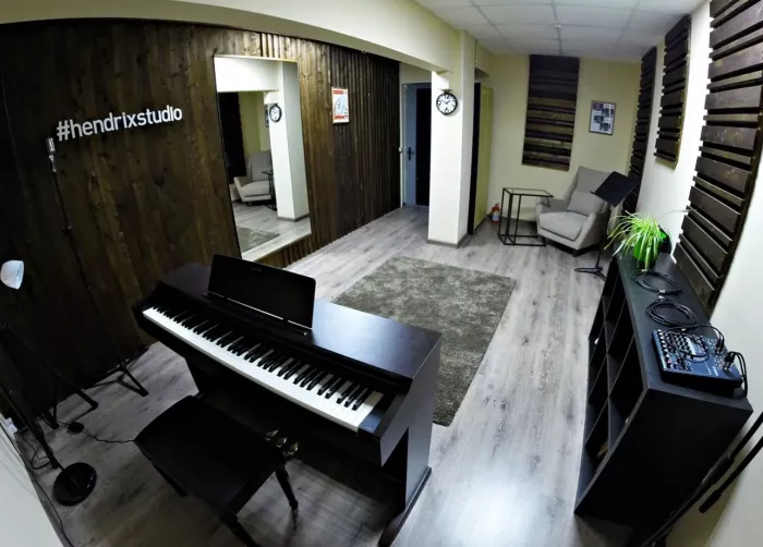 Студия звукозаписи Hendrix