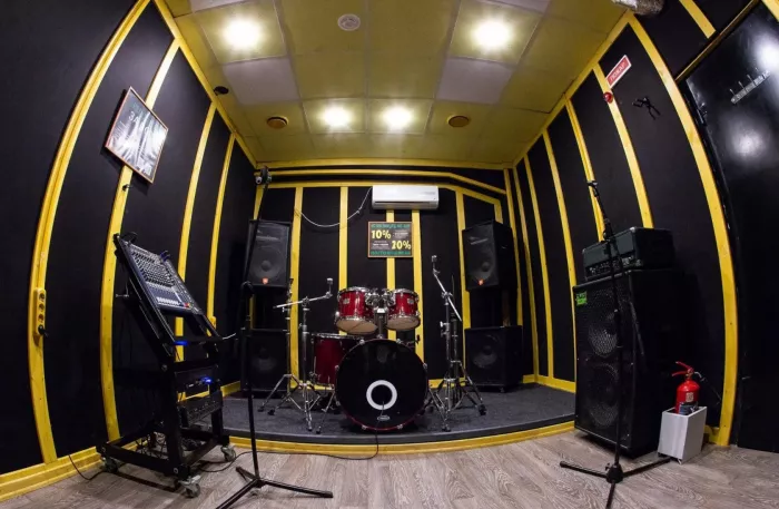 Студия звукозаписи Under The Ground