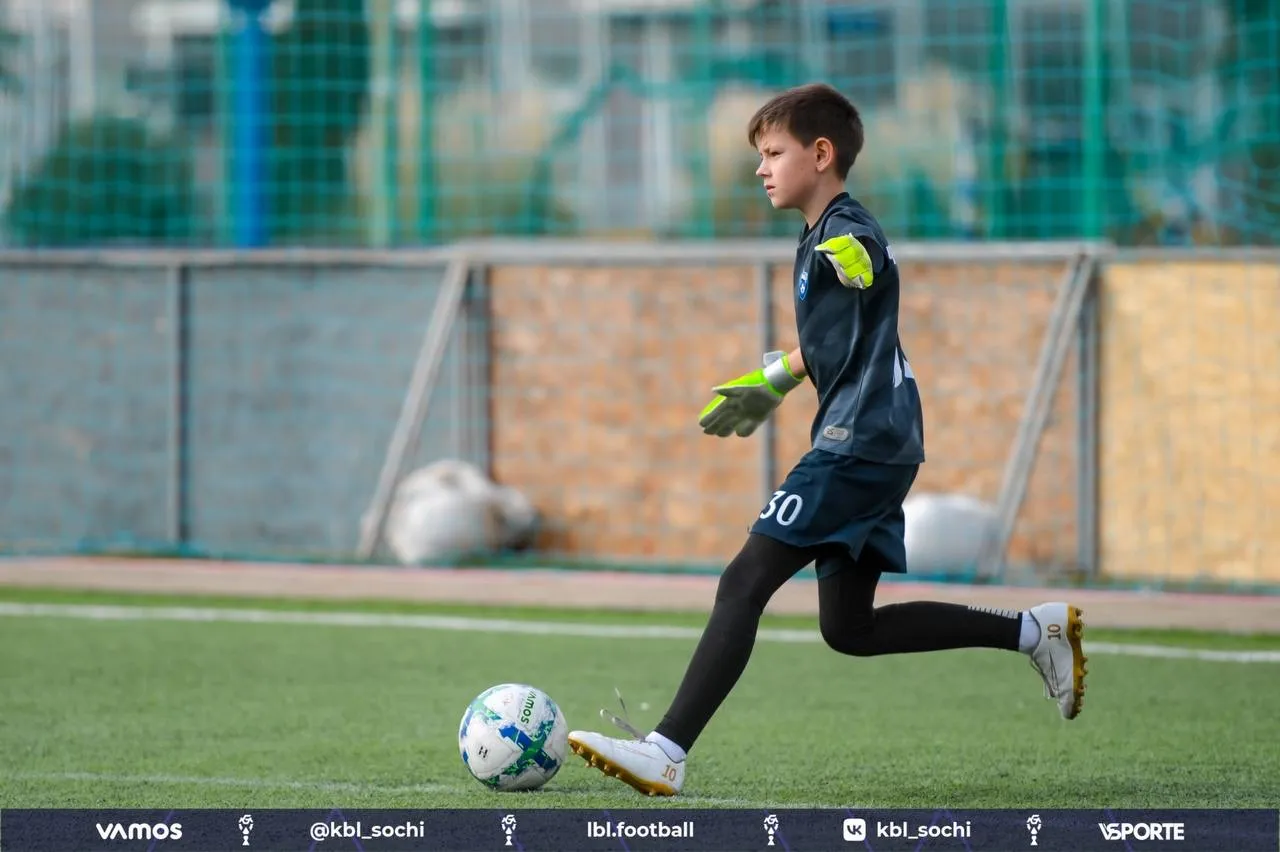Футбольная школа Александра Сокольского