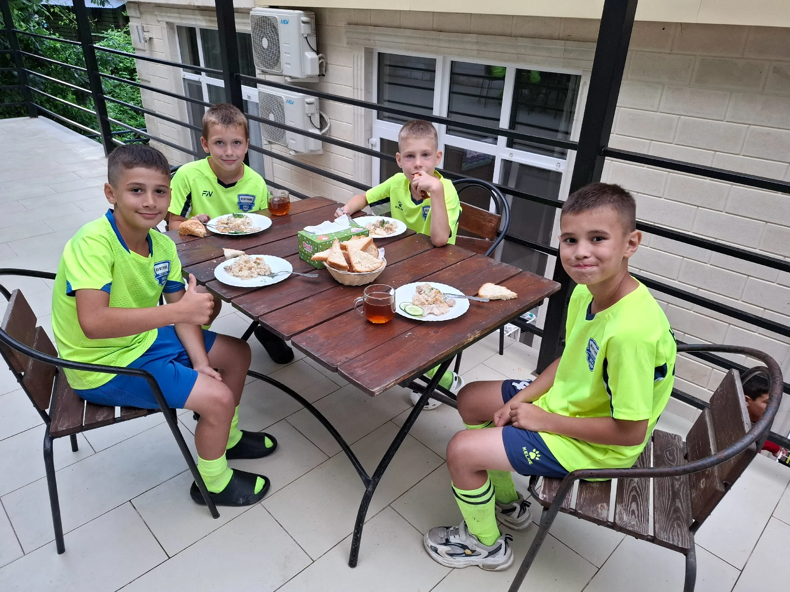 Спортивная школа Нефтяник