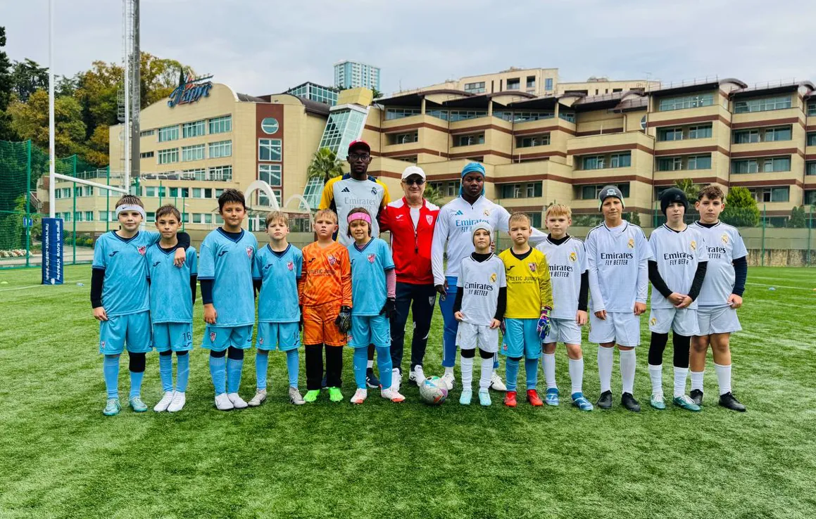 Футбольная школа Атлетик Юниор