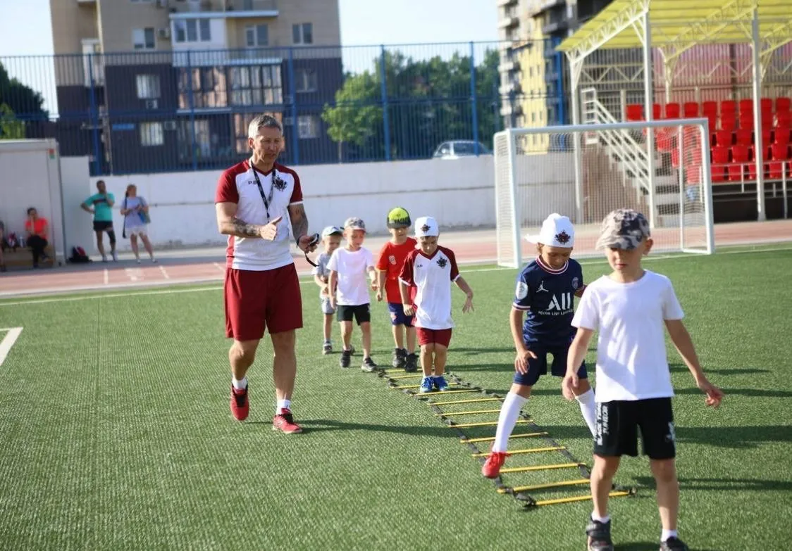 Детский футбольный клуб Барс