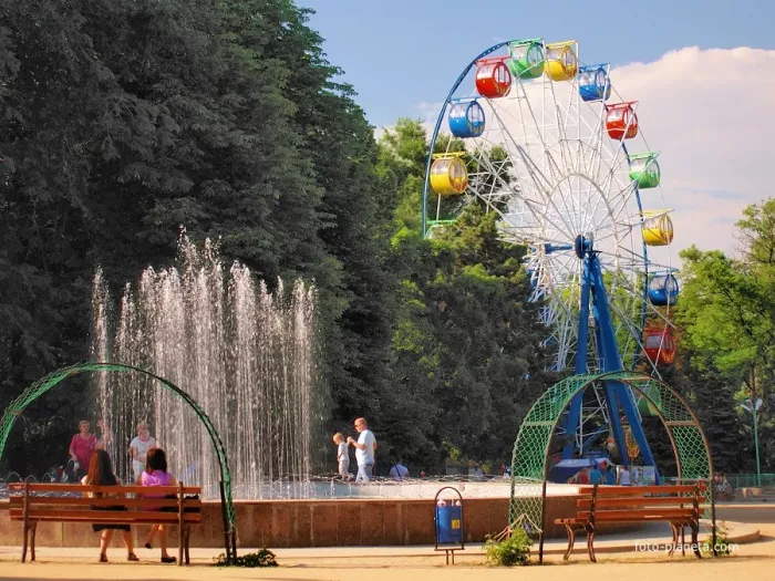 Центральный парк имени М. Горького 