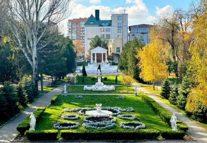 Центральный парк имени М. Горького 